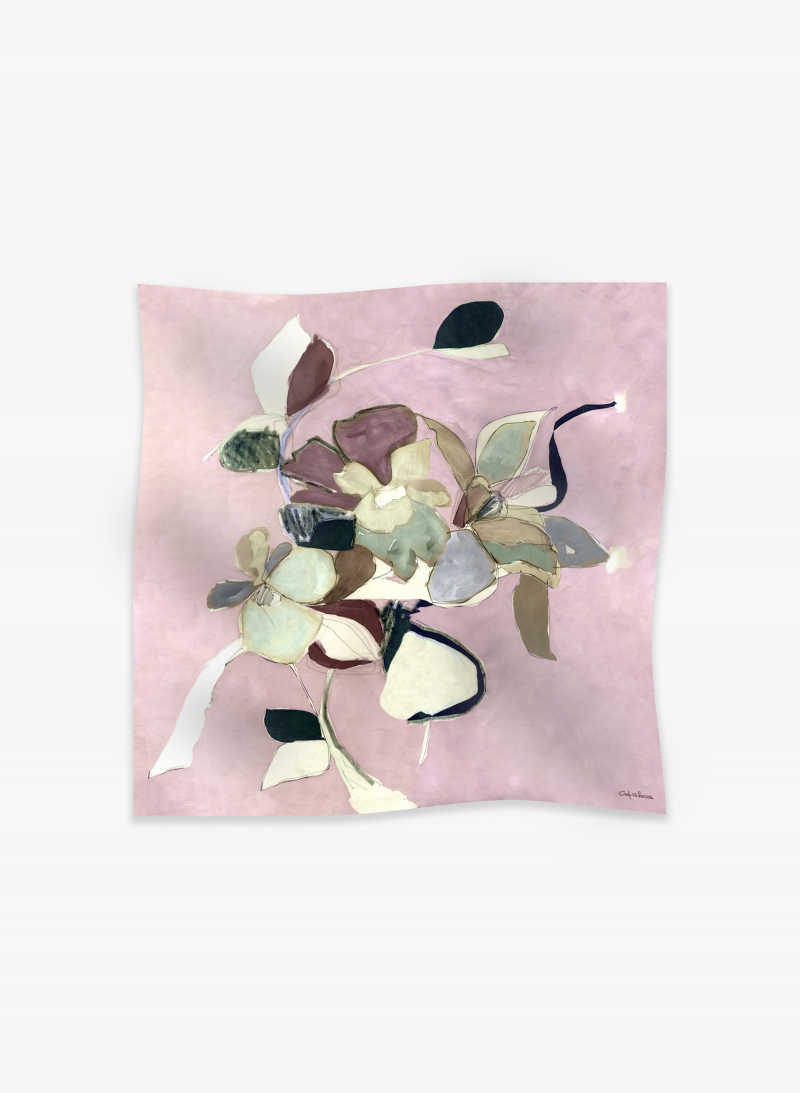 Seidenschal mit Aquarellblumenmuster in rosa