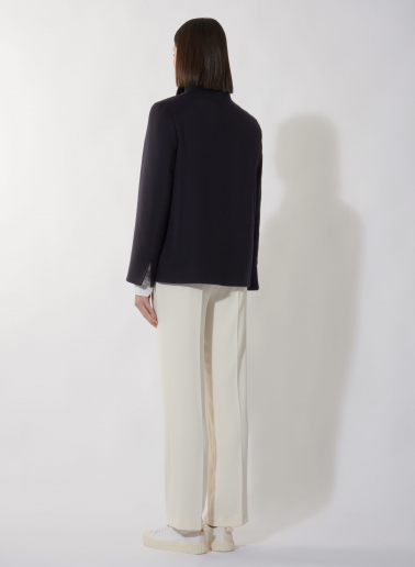 Jacke aus reiner Wolle mit hohem Kragen in blau
