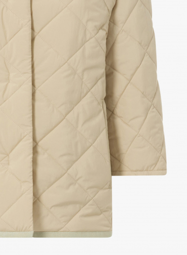 Wattierte Jacke mit koreaner-Kragen in beige