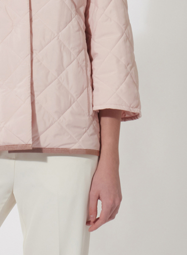 Wattierte Jacke mit koreaner-Kragen in rosa