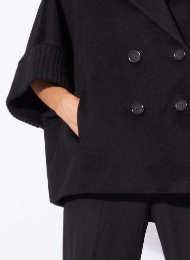 Cape mit Strick-Details aus reinem Kamelhaar in Schwarz