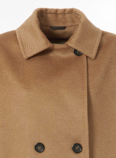 Cape mit Strick-Details aus reinem Kamelhaar in Camel