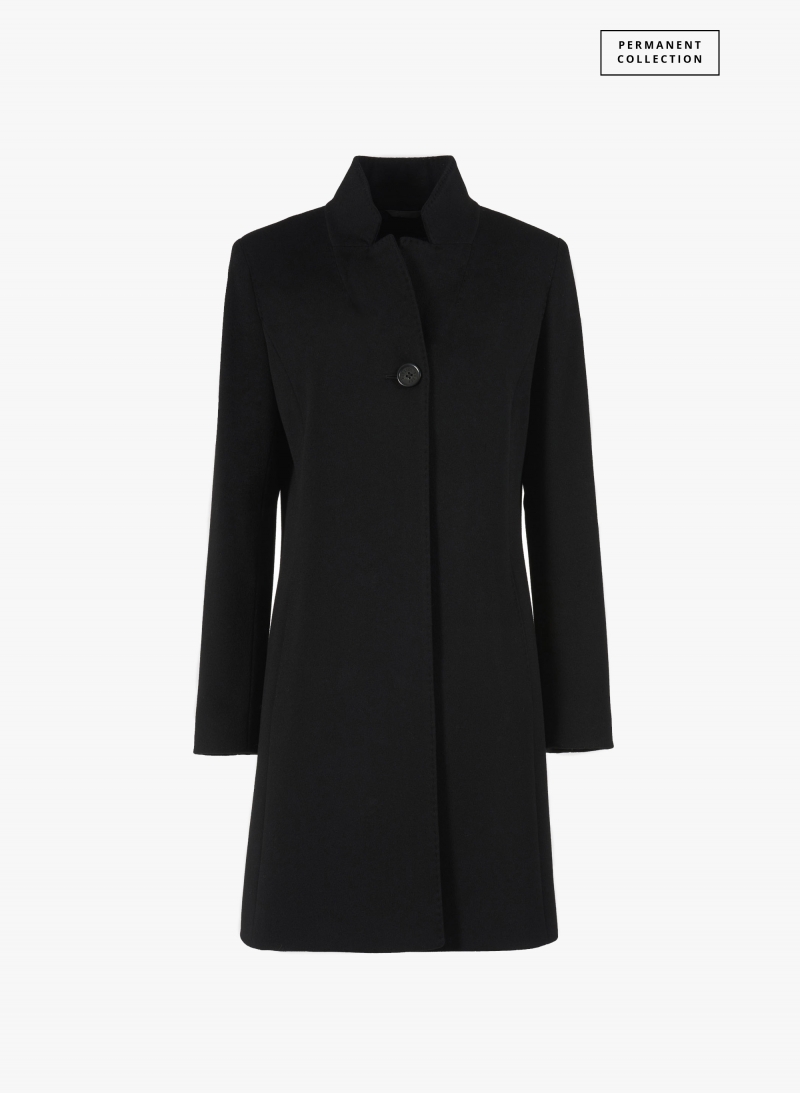 Inverted notch collar black coat crafted with Loro Piana Fabric