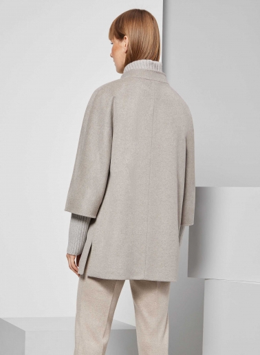 Oversized Kurzmantel mit Strick-Details aus reiner Wolle in Beige