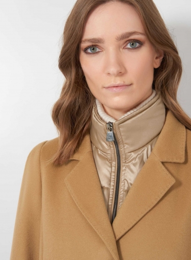 Mantel mit abnehmbarer Nylon-Weste aus reiner Wolle in Camel