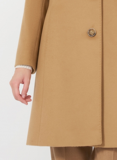 Mantel mit abnehmbarer Nylon-Weste aus reiner Wolle in Camel