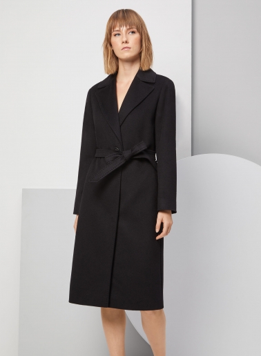 Belted fitted black pure wool coat