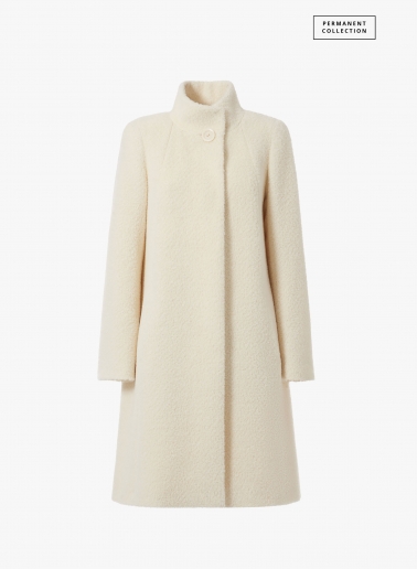 Flared white wool and alpaca coat