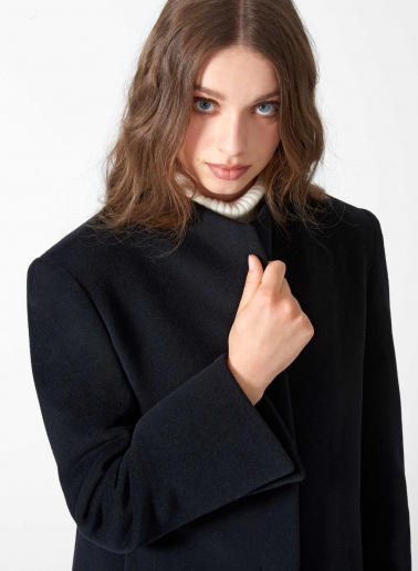 Stehkragen Kurzmantel aus Wolle und Cashmere in Schwarz