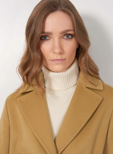 Belted fitted camel pure wool coat