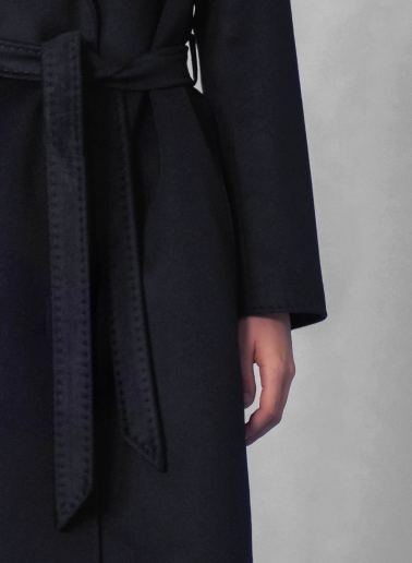 Cappotto blu con cintura in puro cashmere linea aderente