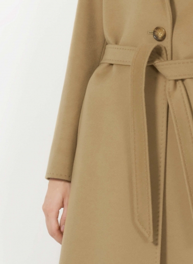 Cappotto cammello con cintura in puro cashmere linea aderente