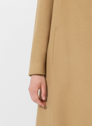 Cappotto cammello svasato in puro cashmere