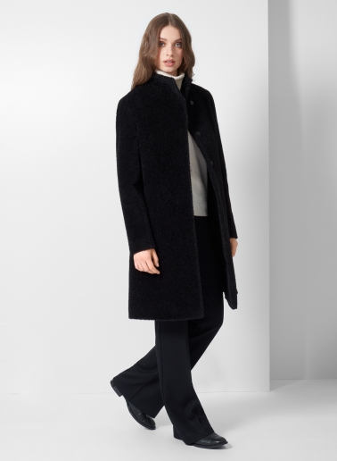 Cappotto nero svasato in lana e alpaca con collo alto