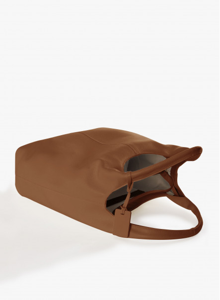 Maxi borsa a spalla in pelle color tabacco